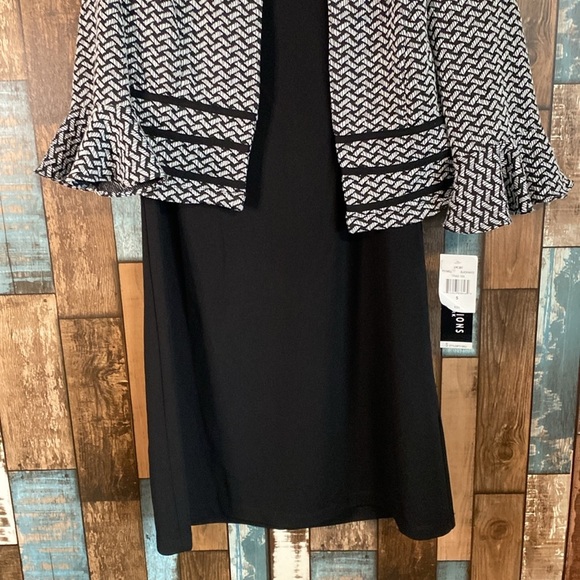 Perceptions small two piece dress jacket set - Picture 4 of 16
